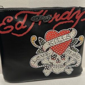 NWOT Ed Hardy Large Love Kills Slowly Travel Toiletry Bag.